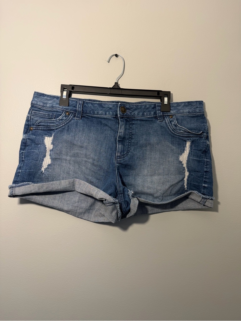 Elle Distressed Blue Denim Rolled Cuff Shorts